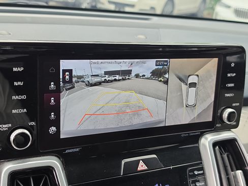 Certified 2022 Kia Sorento SX Prestige AWD/4WD image 24