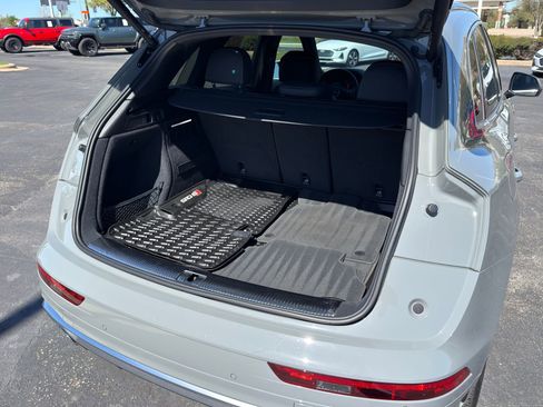 Used 2022 Audi SQ5 Premium image 30