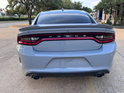 Used 2022 Dodge Charger R/T RWD image 7
