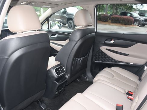 Used 2020 Hyundai Santa Fe Limited FWD image 17
