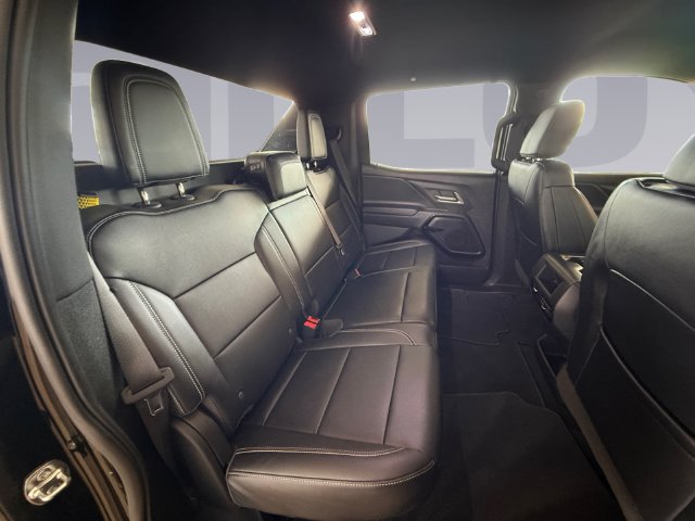 Used 2026 Chevrolet Silverado EV LT AWD/4WD image 18