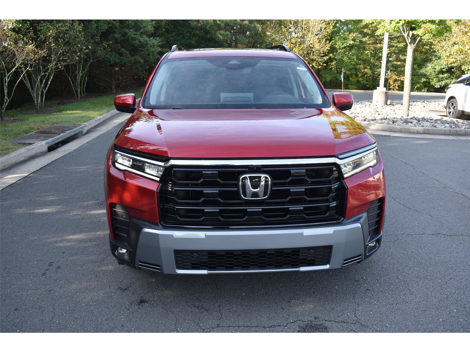 New 2026 Honda Pilot Touring image 2
