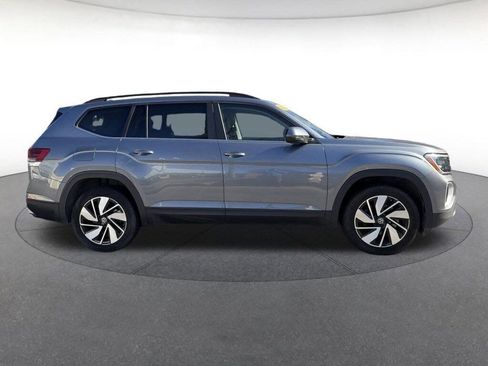 Used 2024 Volkswagen Atlas SE image 6