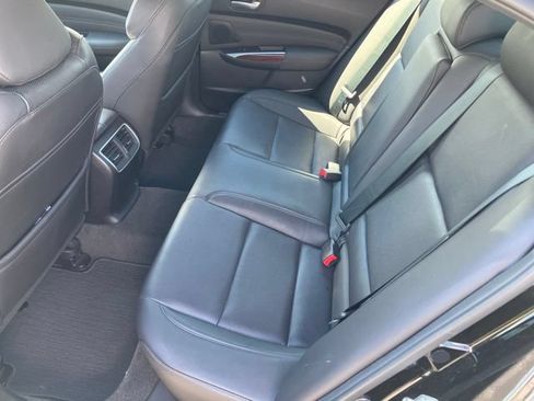 Used 2015 Acura TLX V6 w/ Technology Package FWD image 12