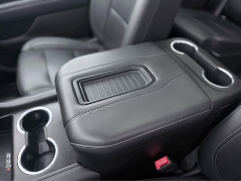 Used 2021 Chevrolet Tahoe Z71 w/ Luxury Package image 29