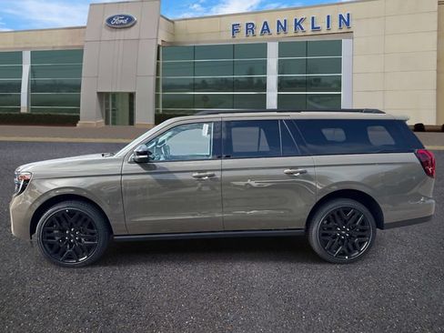 New 2027 Ford Expedition Max Platinum w/ Stealth Performance Package AWD/4WD image 4