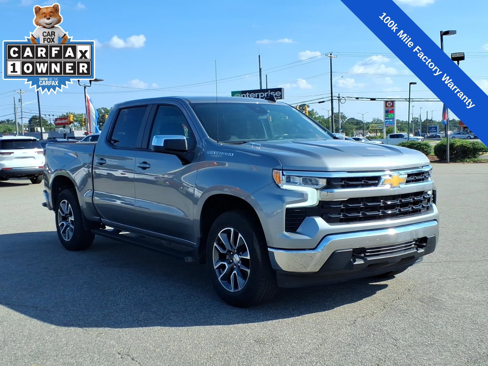 Used 2024 Chevrolet Silverado 1500 LT AWD/4WD image 7
