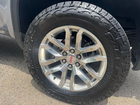 Used 2019 GMC Sierra 1500 SLT w/ SLT Premium Package AWD/4WD image 7