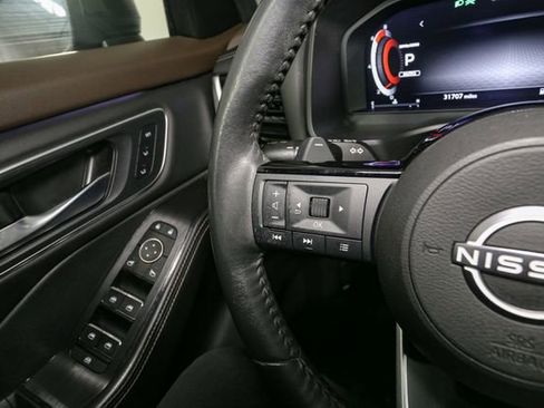 Used 2023 Nissan Rogue Platinum w/ Platinum Premium Package image 29