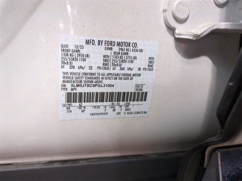 Certified 2023 Lincoln Aviator Reserve w/ Equipment Group 201A image 35