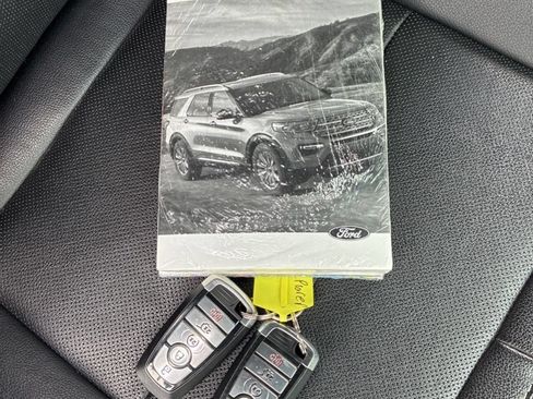 Used 2023 Ford Explorer ST w/ Technology Package AWD/4WD image 24