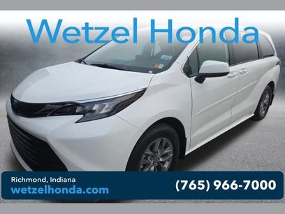 Used 2025 Toyota Sienna LE