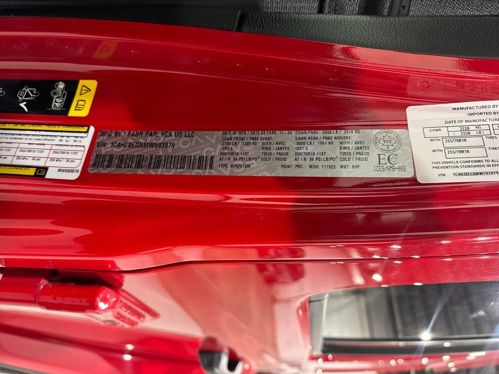 Used 2021 Jeep Wrangler Unlimited Sahara w/ Uconnect 4C Nav & Sound Group AWD/4WD image 39