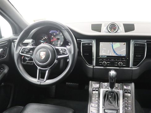 Used 2016 Porsche Macan S AWD/4WD image 23
