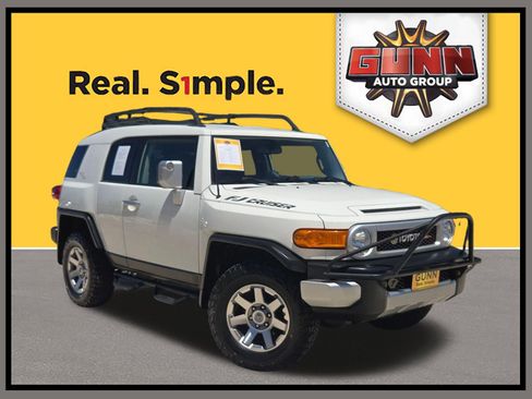Used 2014 Toyota FJ Cruiser 4WD w/ Convenience Package image 1