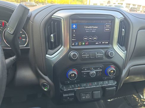 Used 2019 Chevrolet Silverado 1500 LTZ image 20