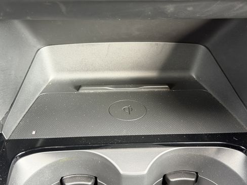 Used 2025 MAZDA MAZDA3 2.5 S Hatchback w/ Premium Pkg image 23