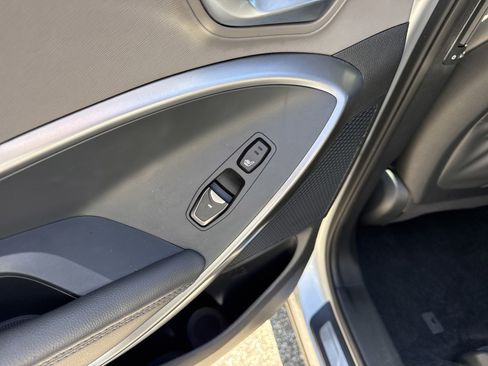 Used 2019 Hyundai Santa Fe XL image 15