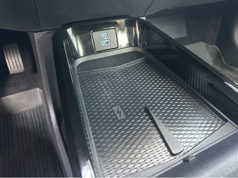 Used 2024 Ford Mustang Mach-E Premium image 27