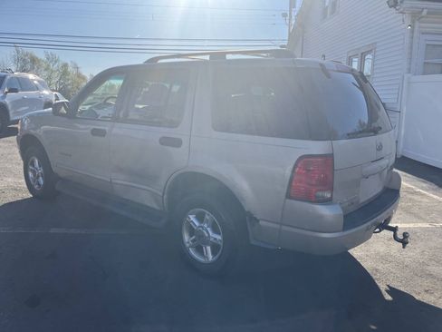 Used 2004 Ford Explorer Sport XLT AWD/4WD image 9