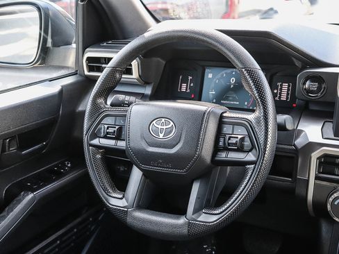 Used 2025 Toyota Tacoma SR5 image 18