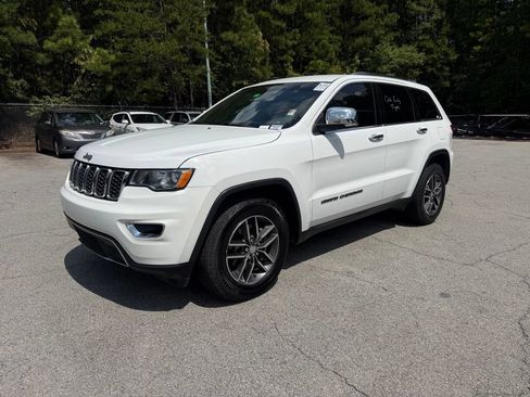 Used 2018 Jeep Grand Cherokee Limited RWD image 3