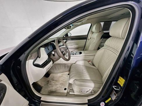 Used 2023 Genesis G90 3.5T AWD/4WD image 13