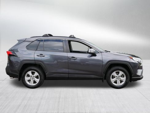 Used 2020 Toyota RAV4 XLE w/ Convenience Package AWD/4WD image 8