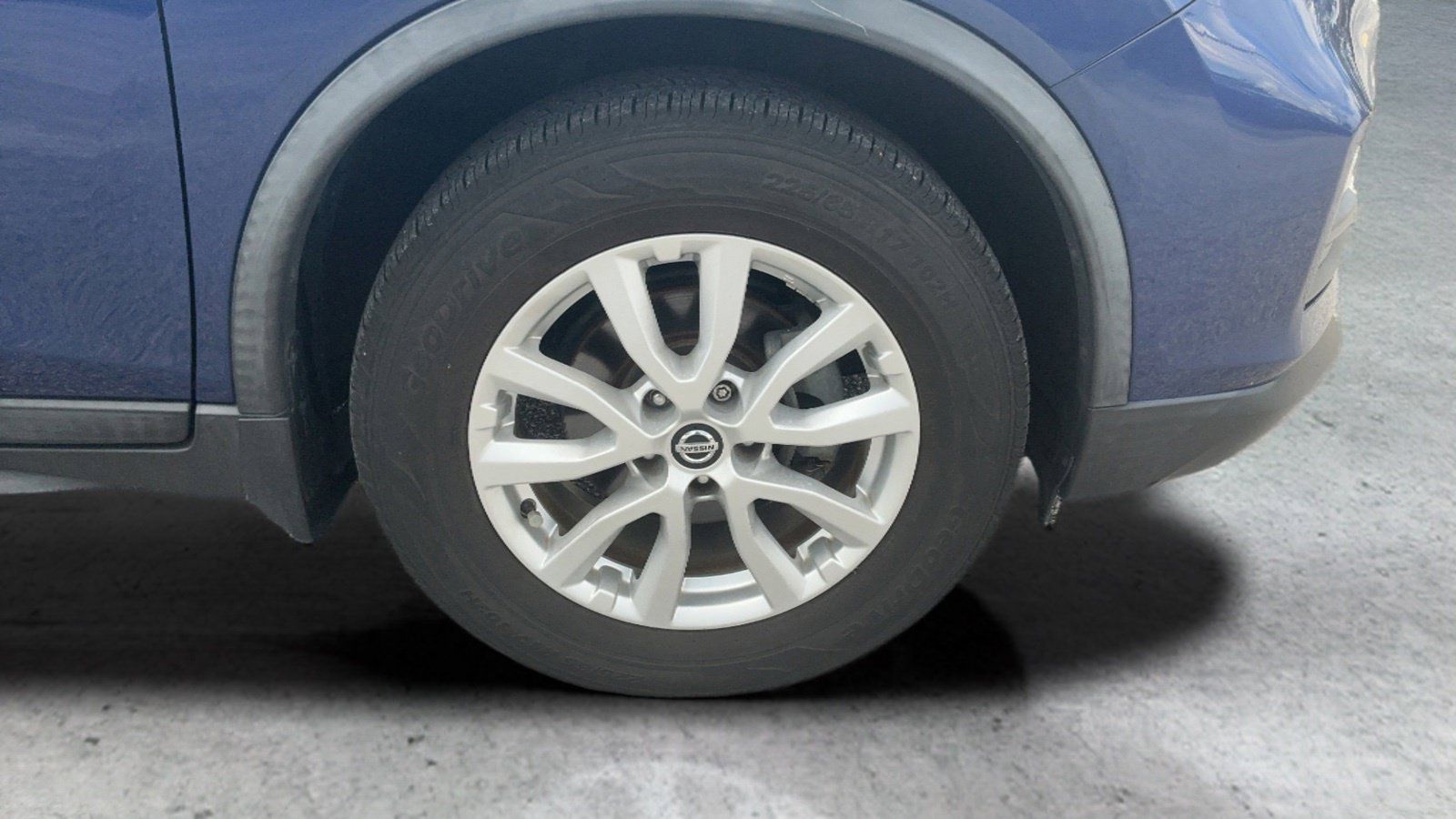 Used 2019 Nissan Rogue SV FWD image 43