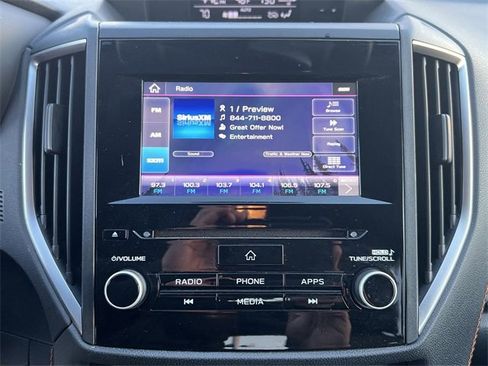 Used 2022 Subaru Crosstrek 2.0i Premium image 16