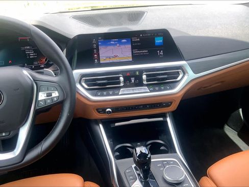 Used 2022 BMW 430i Gran Coupe w/ M Sport Package RWD image 6