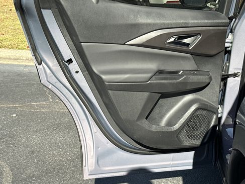 New 2025 Chevrolet Equinox EV LT image 20