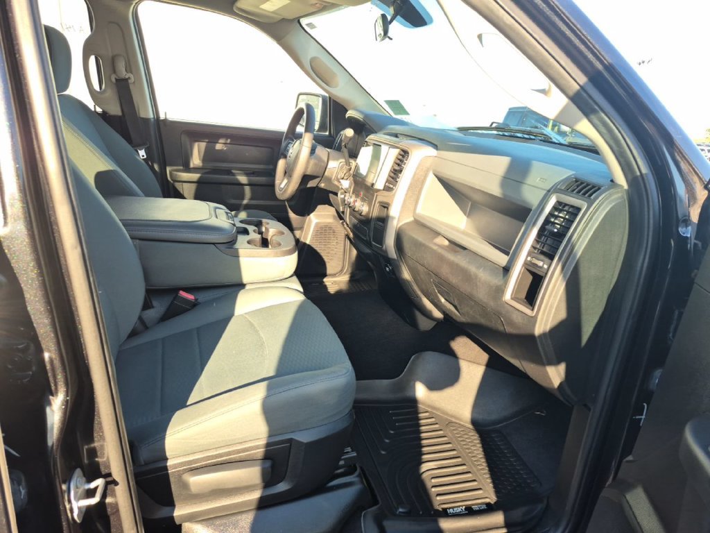 Used 2016 RAM 1500 ST w/ SXT Appearance Group AWD/4WD image 8