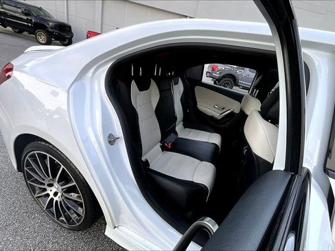 Used 2021 Mercedes-Benz A 35 AMG 4MATIC image 17