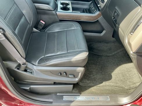 Used 2017 GMC Sierra 1500 Denali w/ Denali Ultimate Package image 24