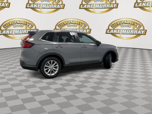 Used 2024 Honda CR-V EX image 3