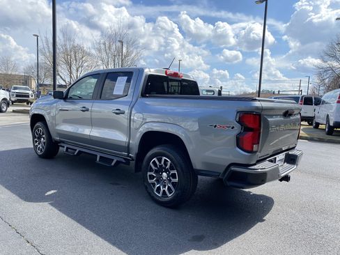 Used 2023 Chevrolet Colorado LT w/ LT Convenience Package III image 6