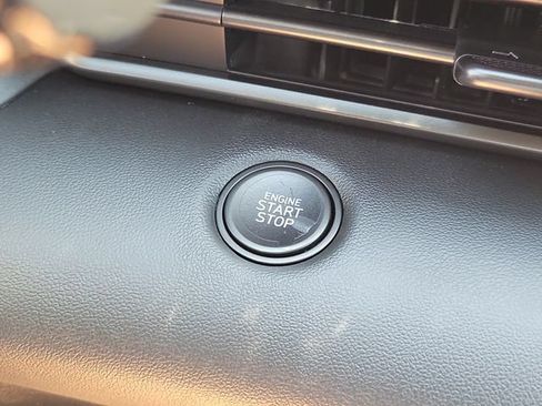New 2026 Hyundai Elantra SEL Sport FWD image 10
