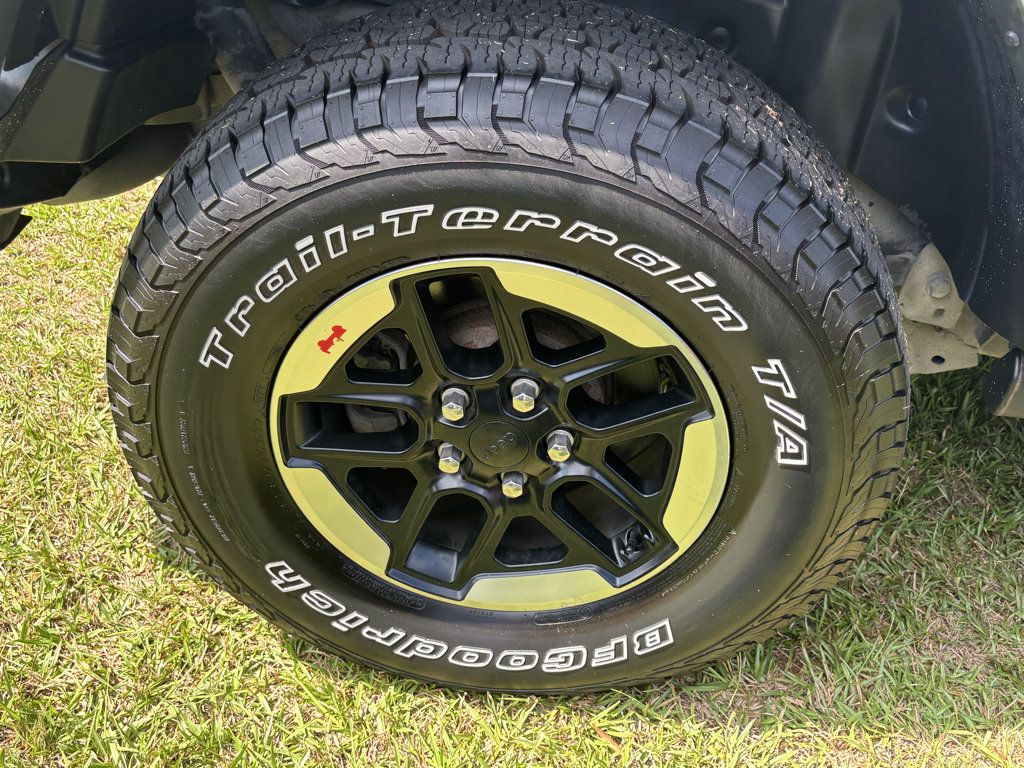 Used 2021 Jeep Wrangler Unlimited Rubicon AWD/4WD image 27