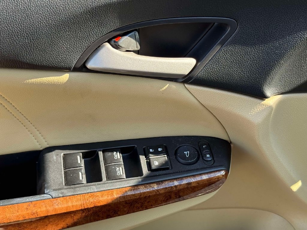 Used 2012 Honda Accord EX-L image 15