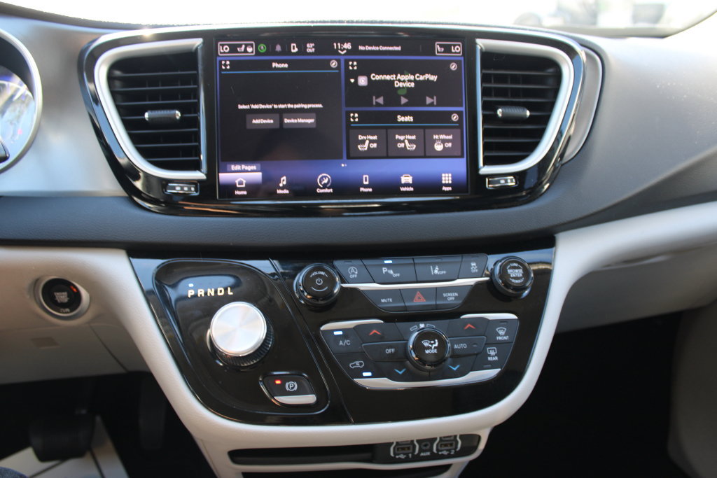 Used 2024 Chrysler Pacifica Touring-L FWD image 25