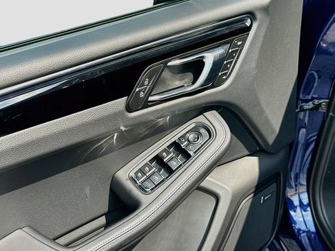 New 2026 Porsche Macan AWD/4WD image 20