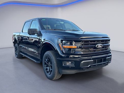 New 2025 Ford F150 XLT w/ Equipment Group 302A MID image 8