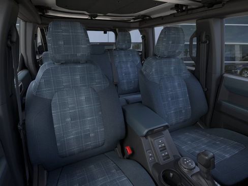 New 2025 Ford Bronco Heritage Edition image 10
