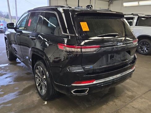 Used 2022 Jeep Grand Cherokee Overland AWD/4WD image 4