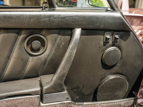 Used 1988 Porsche 911 Carrera RWD image 39