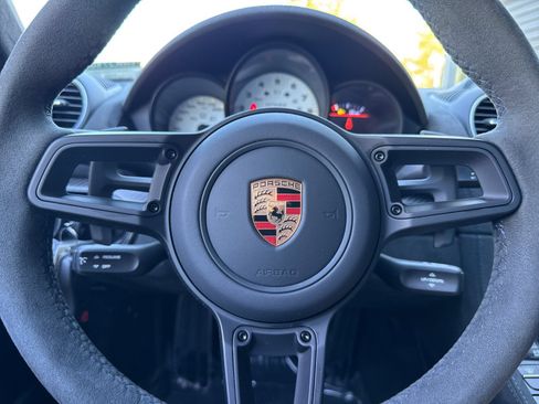 Certified 2024 Porsche 718 Cayman GT4 RS RWD image 20