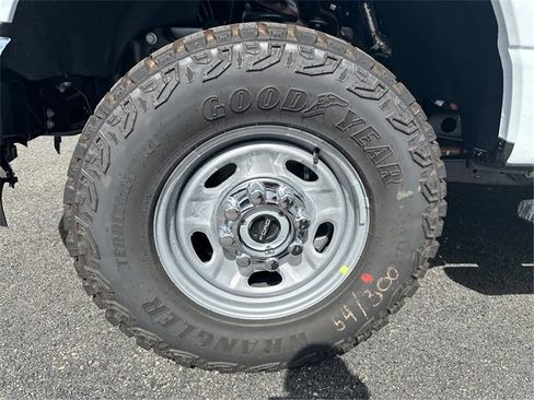 New 2026 Ford F250 XL w/ XL Off-Road Package image 15