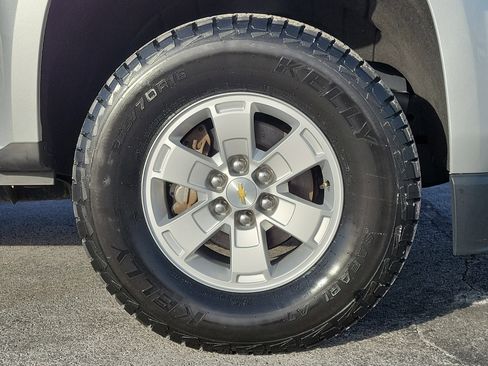 Used 2017 Chevrolet Colorado W/T w/ WT Convenience Package image 5