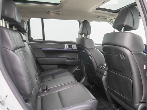 Used 2024 Hyundai Santa Fe Limited AWD/4WD image 14